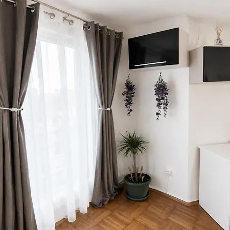 Apartment Dona House