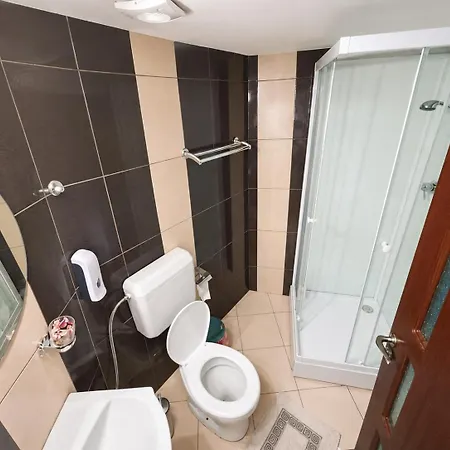 Dona House * Bucharest